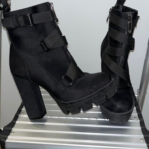 Women’s high heeled boots